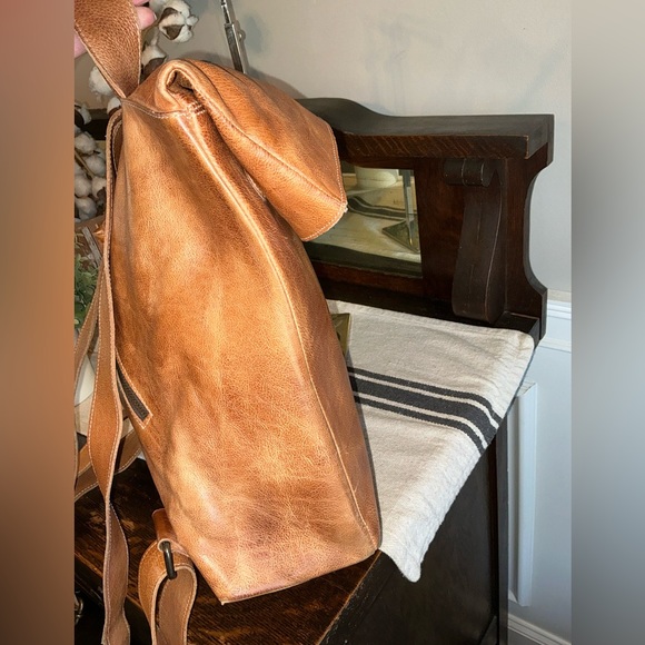 Bed Stu Leather Howie Flapover Leather Backpack Tan Rustic Retail $365 - Picture 4 of 11